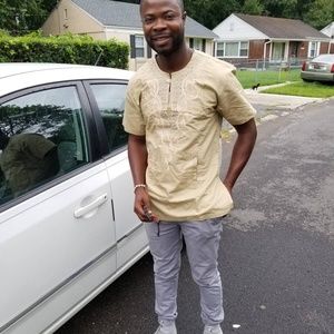 Meet your Posher, Alieu